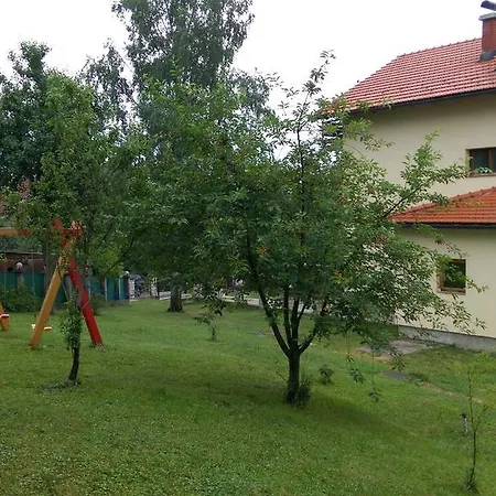 Apartamento Ema Apartment *
