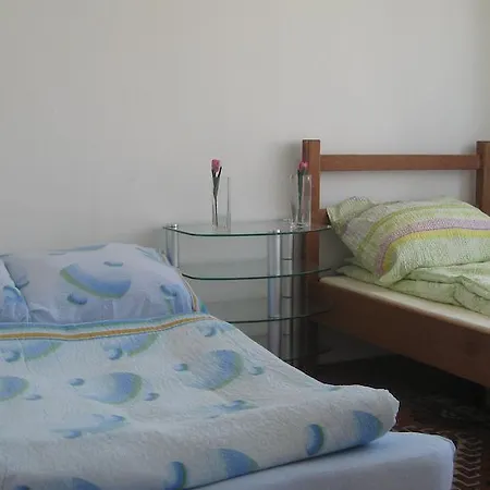 Apartamento Ema Apartment *