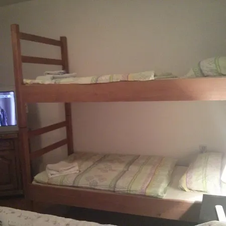 Guest House Ema *